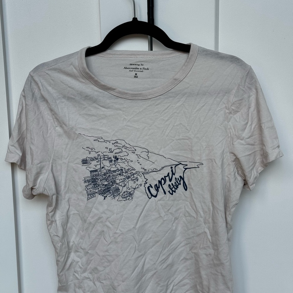 Abercrombie & Fitch White Graphic Tee